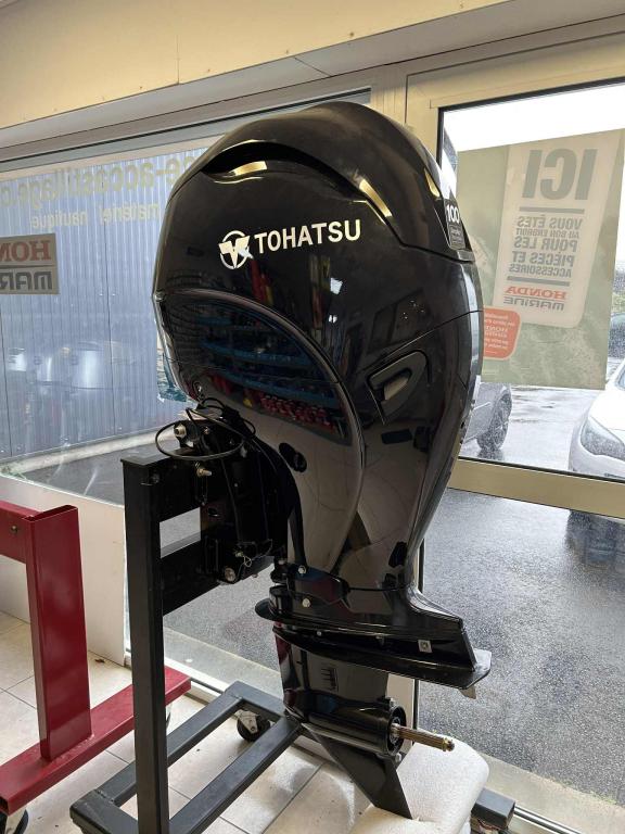 Moteur HB TOHATSU 100 ch